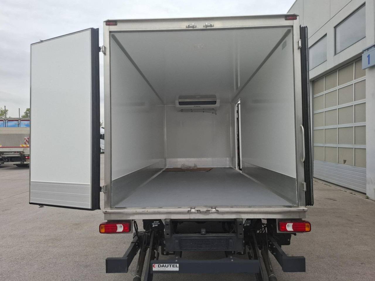 IVECO Daily 70C18H - Kühltransporter: das Bild 5 IVECO Daily 70C18H - Kühltransporter: das Bild 5