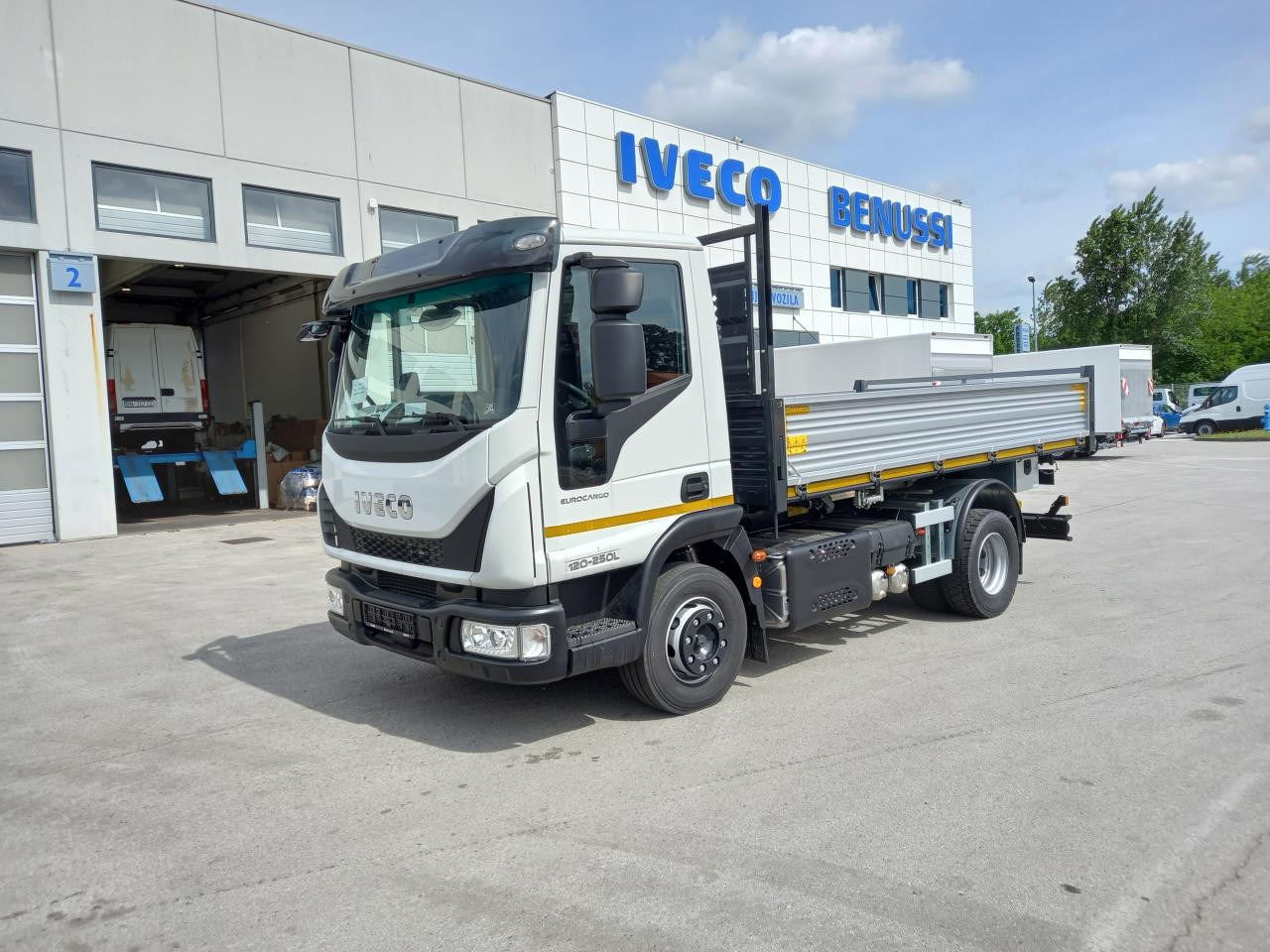 IVECO Eurocargo ML120EL25 - Kipper: das Bild 1 IVECO Eurocargo ML120EL25 - Kipper: das Bild 1
