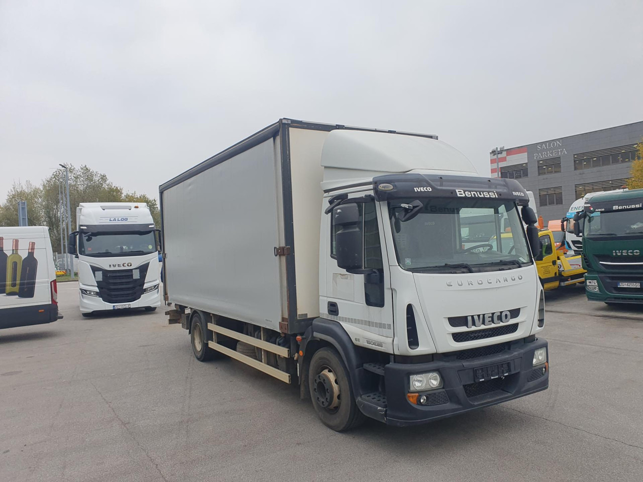IVECO Eurocargo ML150E28/FP - Plane LKW: das Bild 4 IVECO Eurocargo ML150E28/FP - Plane LKW: das Bild 4