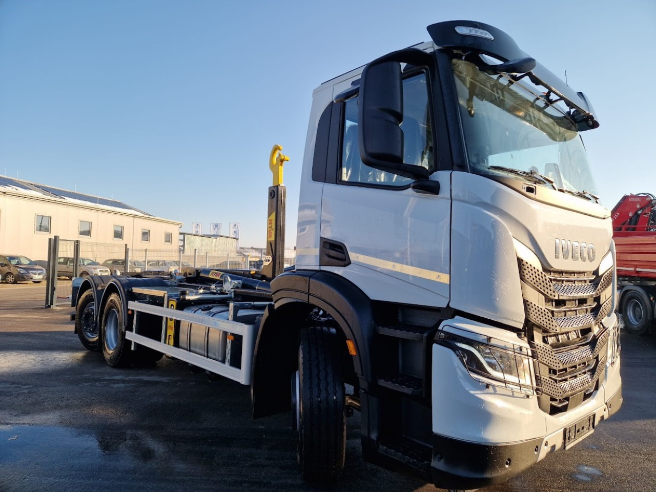 IVECO X-Way AD280X46Y/PS HR ON+ - Abrollkipper: das Bild 2 IVECO X-Way AD280X46Y/PS HR ON+ - Abrollkipper: das Bild 2