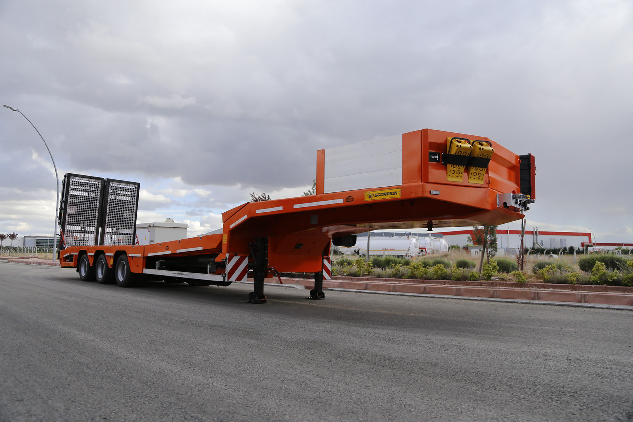 Scorpion Trailer SCORPION TRAILER 3 AXLE LOWBED SEMI TRAILER (CUSTOMIZED) - Tieflader Auflieger: das Bild 1 Scorpion Trailer SCORPION TRAILER 3 AXLE LOWBED SEMI TRAILER (CUSTOMIZED) - Tieflader Auflieger: das Bild 1