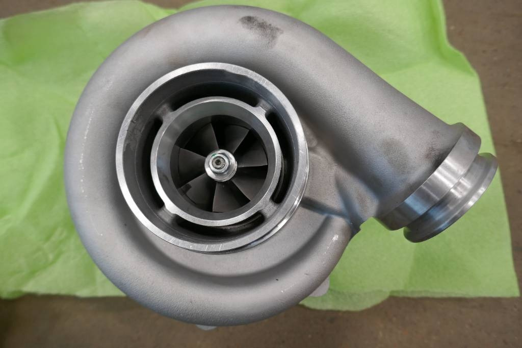 Volvo Turbo, voe11127624 - Motor für Baumaschine: das Bild 1 Volvo Turbo, voe11127624 - Motor für Baumaschine: das Bild 1