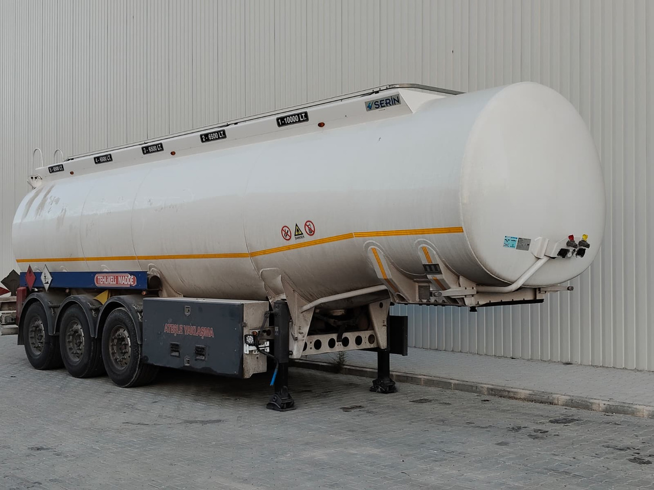 Tankauflieger Für die Beförderung von Kraftstoff SERIN SECOND HAND: das Bild 9