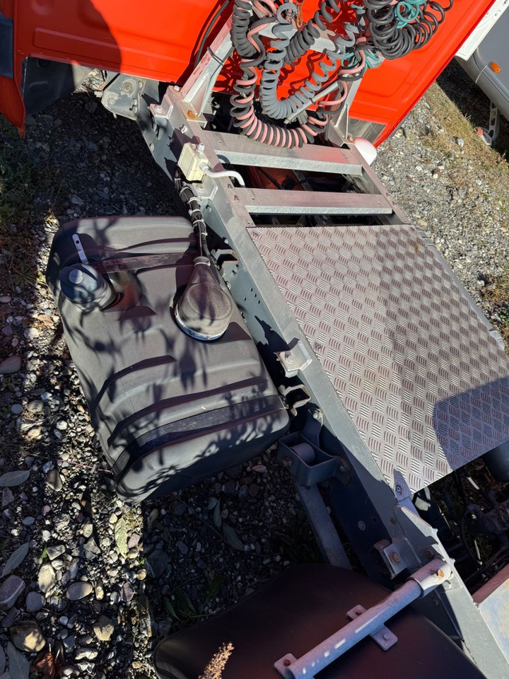 Iveco 50C18 Daily 4x2, E4, ONLY 79600km - Sattelzugmaschine: das Bild 4 Iveco 50C18 Daily 4x2, E4, ONLY 79600km - Sattelzugmaschine: das Bild 4