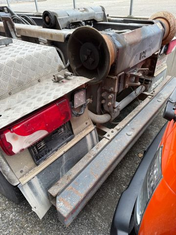 Scania G420 CB 8x4, E5, ONLY 257tkm, Troesch Abroll - Abrollkipper: das Bild 5 Scania G420 CB 8x4, E5, ONLY 257tkm, Troesch Abroll - Abrollkipper: das Bild 5