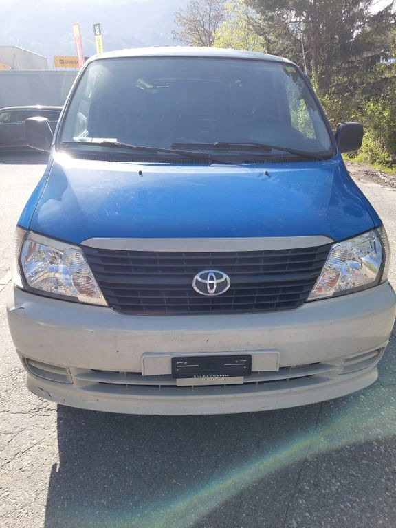 Toyota Hiace D-4D 2.5 4x4, Hochdruck Spülwagen 250bar - Kastenwagen: das Bild 2 Toyota Hiace D-4D 2.5 4x4, Hochdruck Spülwagen 250bar - Kastenwagen: das Bild 2