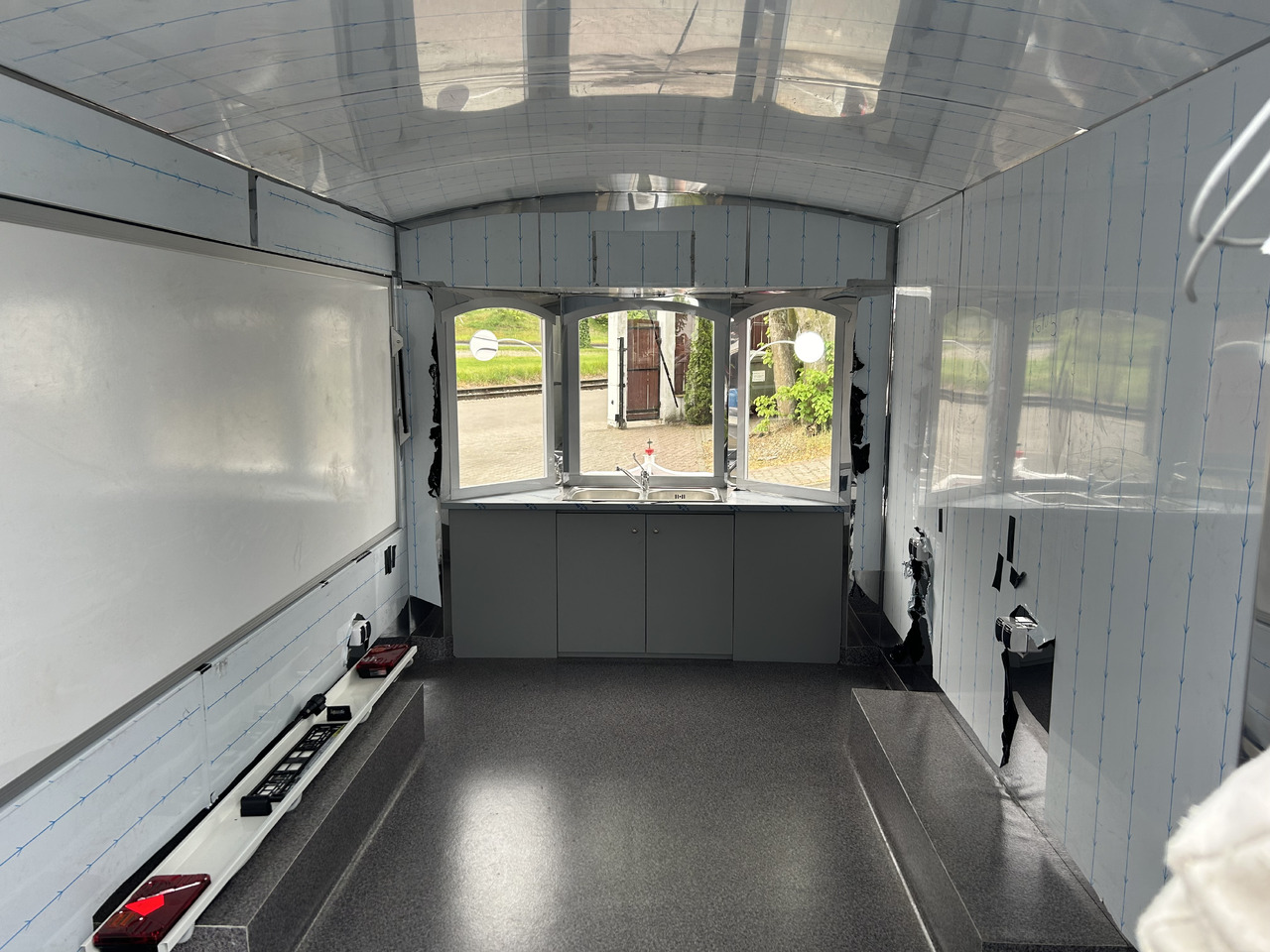 Bodex - Verkaufsanhänger: das Bild 5 Bodex - Verkaufsanhänger: das Bild 5