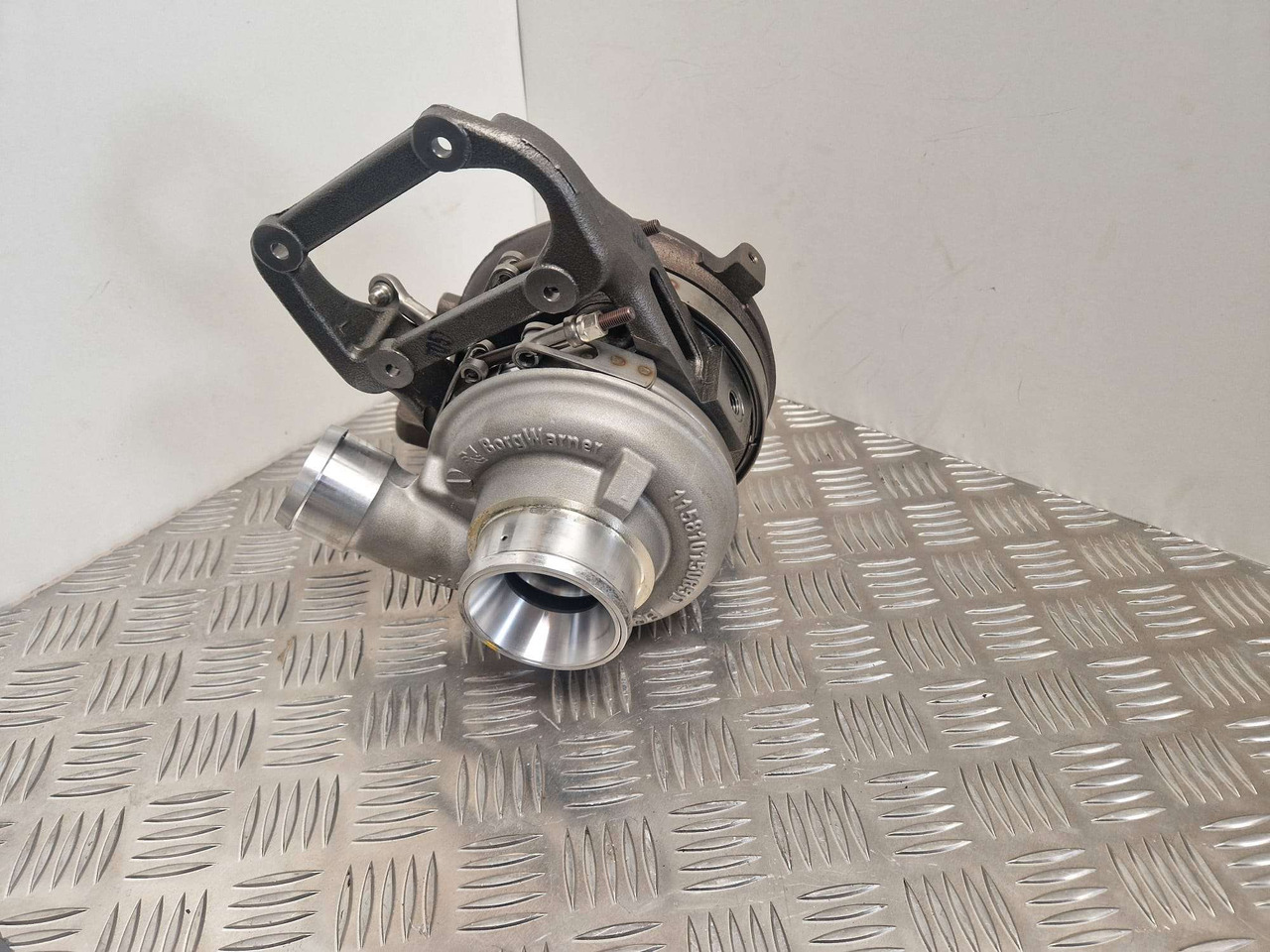 BorgWarner BV55 turbo charger JCB turbocharger - Motor und Teile für Baumaschine: das Bild 5 BorgWarner BV55 turbo charger JCB turbocharger - Motor und Teile für Baumaschine: das Bild 5