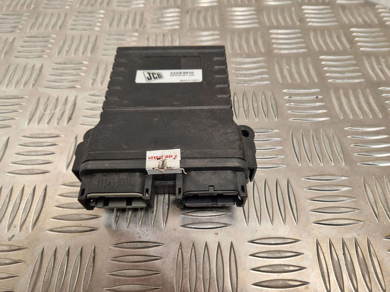 Immobiliser control unit JCB 332/e9910 - Motor und Teile für Baumaschine: das Bild 1 Immobiliser control unit JCB 332/e9910 - Motor und Teile für Baumaschine: das Bild 1