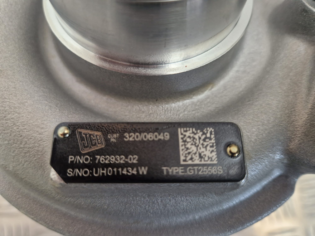 JCB turbocharger 320/06049 Garrett Turbo 762932-02 - Motor und Teile für Baumaschine: das Bild 5 JCB turbocharger 320/06049 Garrett Turbo 762932-02 - Motor und Teile für Baumaschine: das Bild 5