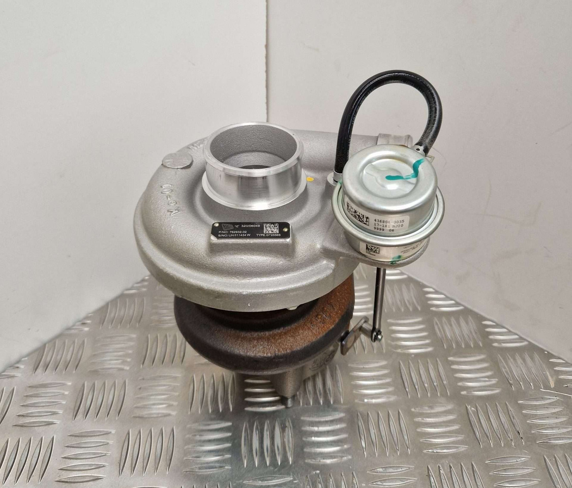 JCB turbocharger 320/06049 Garrett Turbo 762932-02 - Motor und Teile für Baumaschine: das Bild 1 JCB turbocharger 320/06049 Garrett Turbo 762932-02 - Motor und Teile für Baumaschine: das Bild 1