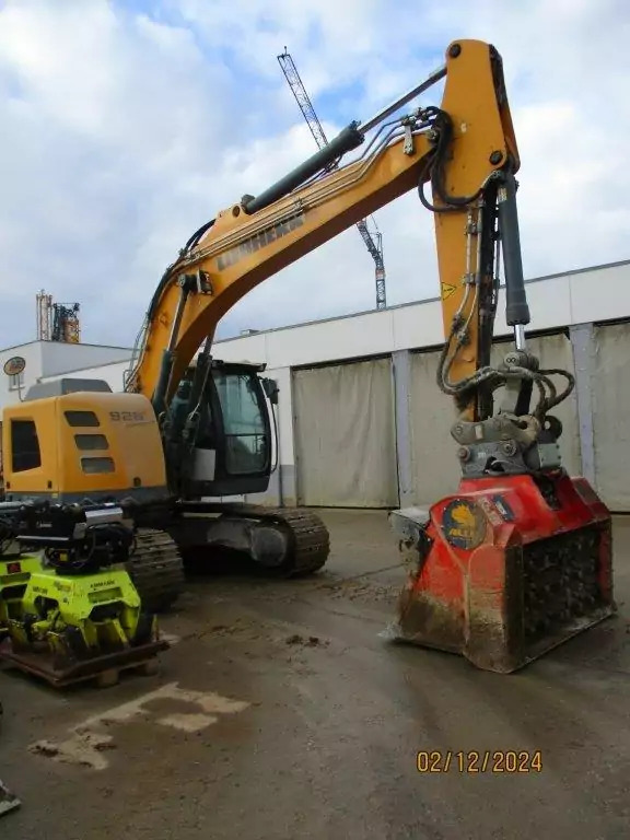 2015 Liebherr R 926 Compact - Kettenbagger: das Bild 2 2015 Liebherr R 926 Compact - Kettenbagger: das Bild 2