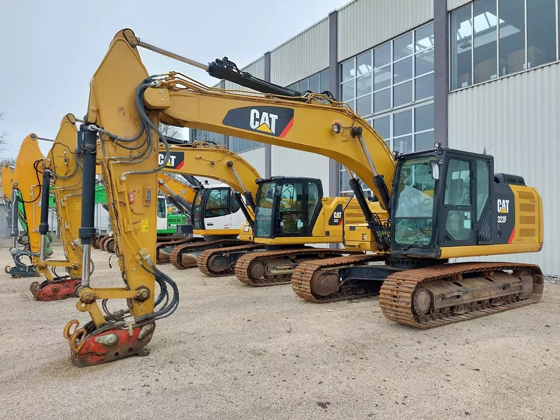 2017 Caterpillar 323F - Kettenbagger: das Bild 1 2017 Caterpillar 323F - Kettenbagger: das Bild 1