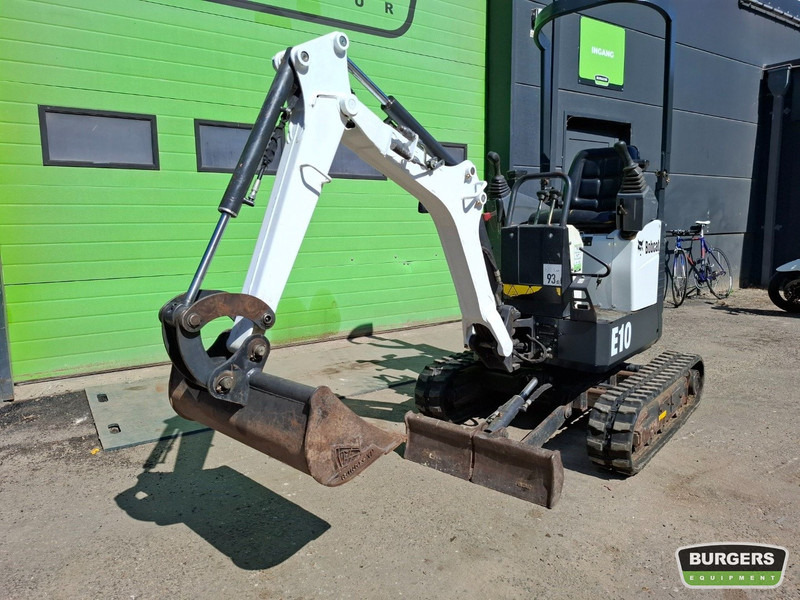 Bobcat E10 - Minibagger: das Bild 2 Bobcat E10 - Minibagger: das Bild 2
