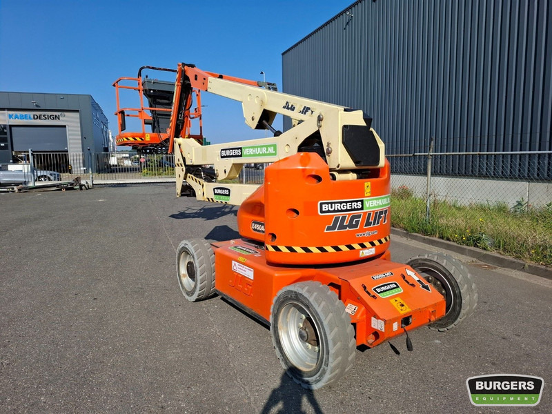 JLG E450 AJ - Gelenkarmbühne: das Bild 2 JLG E450 AJ - Gelenkarmbühne: das Bild 2