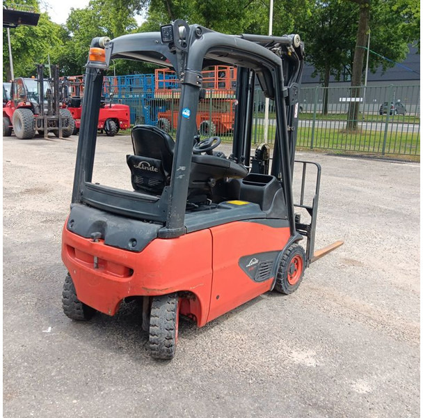 Linde E16P - Elektrostapler: das Bild 3 Linde E16P - Elektrostapler: das Bild 3