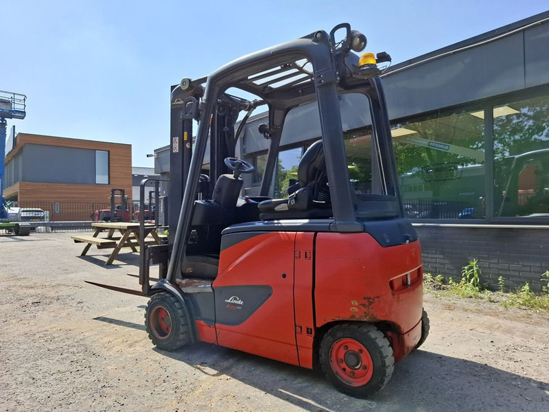 Linde E20PH - Elektrostapler: das Bild 4 Linde E20PH - Elektrostapler: das Bild 4