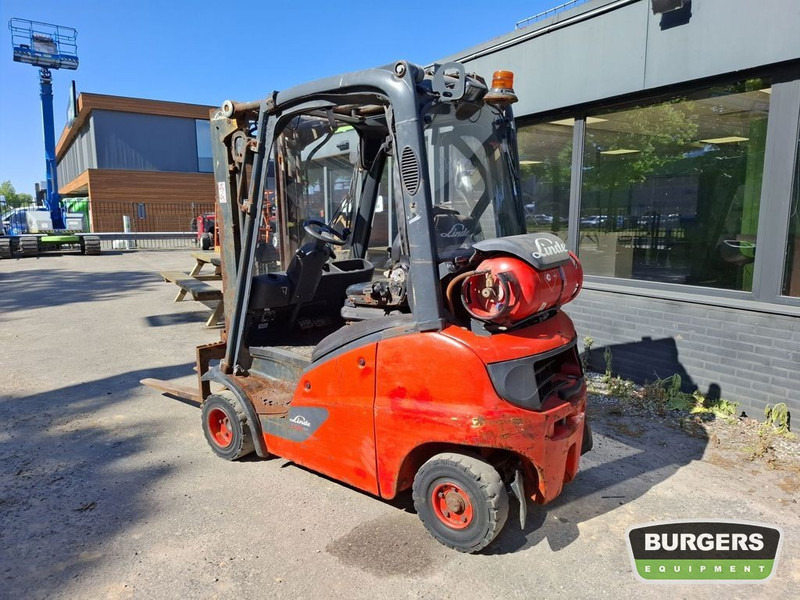 Linde H20T - Treibgasstapler: das Bild 4 Linde H20T - Treibgasstapler: das Bild 4