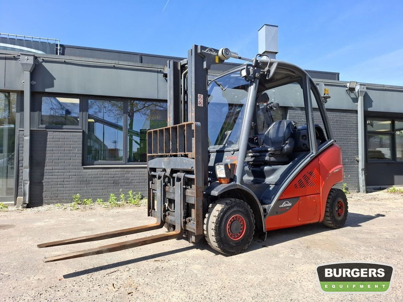 Linde H25T - Treibgasstapler: das Bild 1 Linde H25T - Treibgasstapler: das Bild 1