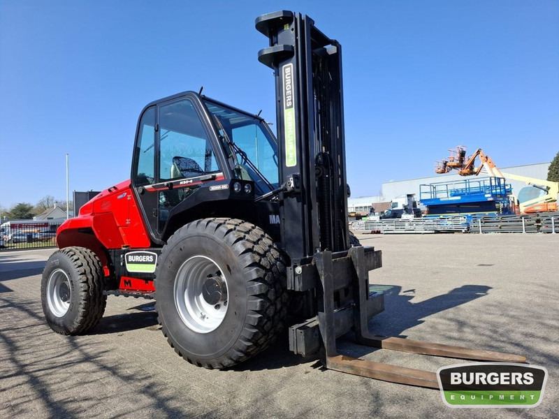 Manitou M50-4 - Geländestapler: das Bild 2 Manitou M50-4 - Geländestapler: das Bild 2
