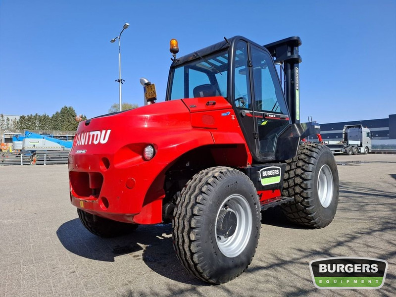 Manitou M50-4 - Geländestapler: das Bild 3 Manitou M50-4 - Geländestapler: das Bild 3