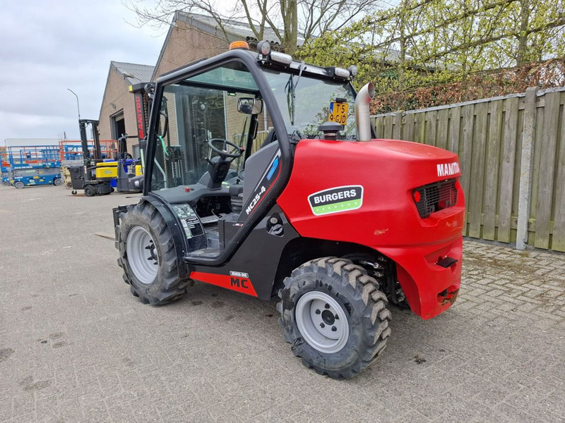 Manitou MC 25-4 D K ST5 S1 Buggy - Dieselstapler: das Bild 4 Manitou MC 25-4 D K ST5 S1 Buggy - Dieselstapler: das Bild 4