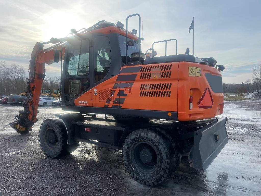 Doosan DX 140 W-5 Dismantled: only spare parts - Mobilbagger: das Bild 4 Doosan DX 140 W-5 Dismantled: only spare parts - Mobilbagger: das Bild 4