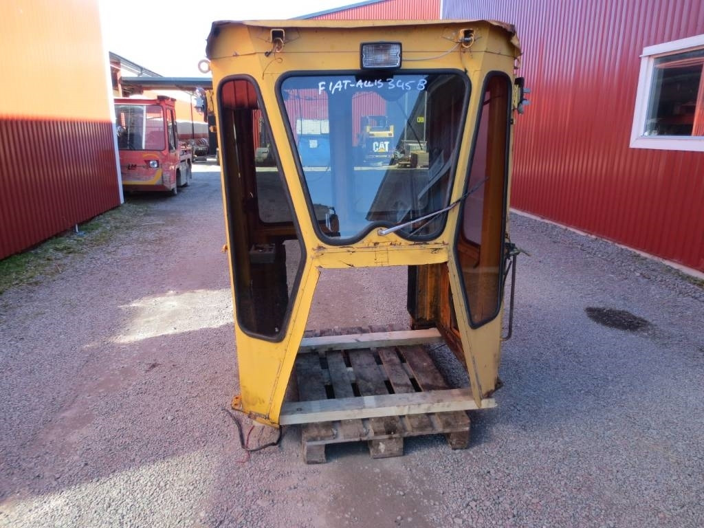 Fiat-Allis 345B - Fahrerhaus für Baumaschine: das Bild 1 Fiat-Allis 345B - Fahrerhaus für Baumaschine: das Bild 1