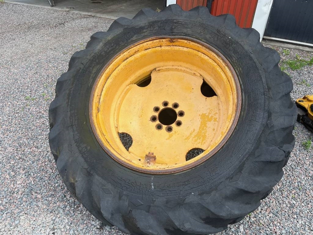 Goodyear 18,4-34 14 lagers till Ford Hymas Rottne - Reifen für Baumaschine: das Bild 3 Goodyear 18,4-34 14 lagers till Ford Hymas Rottne - Reifen für Baumaschine: das Bild 3