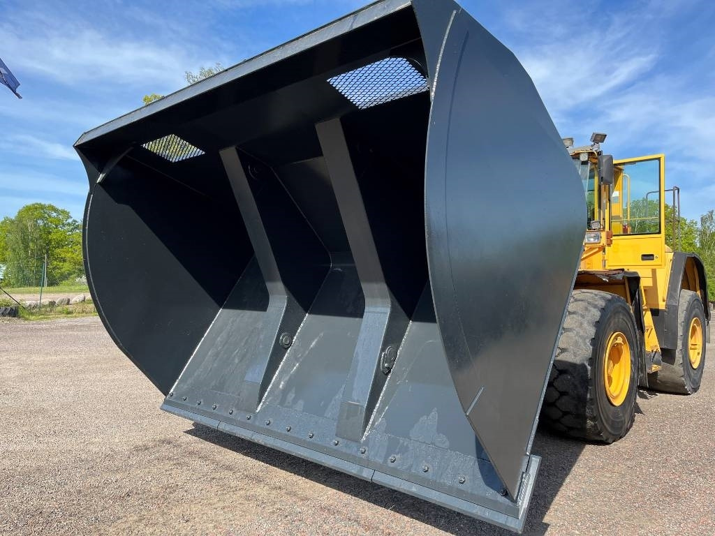 Högtippande skopa / High tip bucket 13 m3 - Schaufel für Baumaschine: das Bild 2 Högtippande skopa / High tip bucket 13 m3 - Schaufel für Baumaschine: das Bild 2
