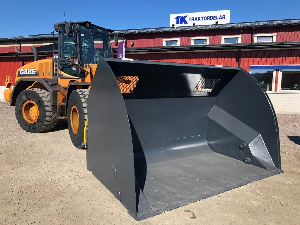 Högtippande skopa Högtippskopa 8 kubik - Schaufel für Baumaschine: das Bild 1 Högtippande skopa Högtippskopa 8 kubik - Schaufel für Baumaschine: das Bild 1