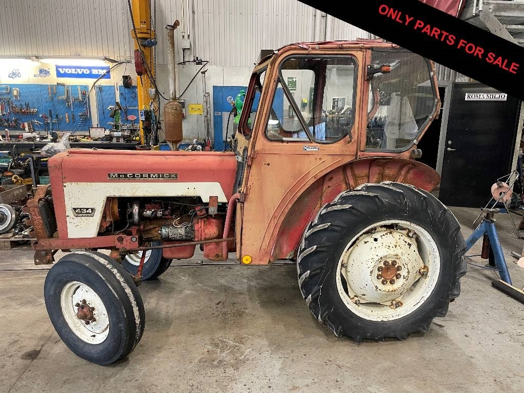 International 434 Dismantled: only spare parts - Traktor: das Bild 1 International 434 Dismantled: only spare parts - Traktor: das Bild 1