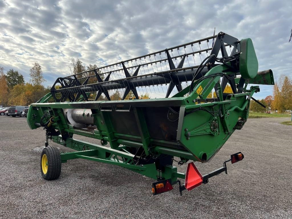 John Deere 622R Skärbord / Header 22 fot till JD T550 i - Zubehör für Erntemaschine: das Bild 5 John Deere 622R Skärbord / Header 22 fot till JD T550 i - Zubehör für Erntemaschine: das Bild 5
