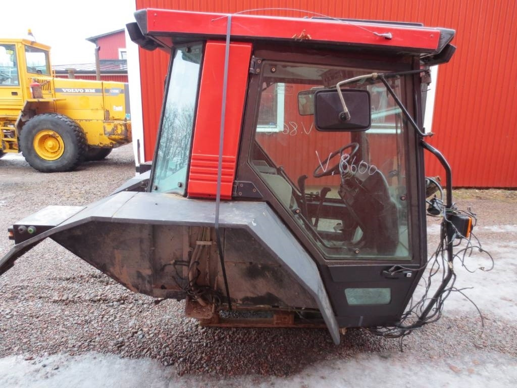 Valmet 8600 - Fahrerhaus für Landmaschine: das Bild 2 Valmet 8600 - Fahrerhaus für Landmaschine: das Bild 2