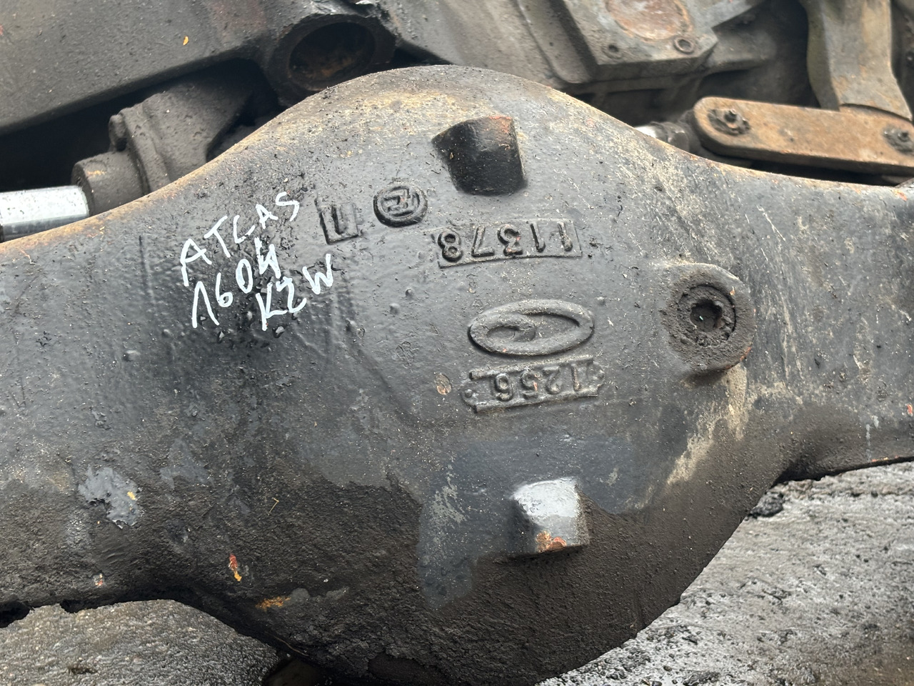 Atlas 1604 KZW Oś Tylnia Most Tylni Zwolnica Zwrotnica Obudowa Pochwa Układ Planetarny CZĘŚCI - Achsschenkel für Landmaschine: das Bild 3 Atlas 1604 KZW Oś Tylnia Most Tylni Zwolnica Zwrotnica Obudowa Pochwa Układ Planetarny CZĘŚCI - Achsschenkel für Landmaschine: das Bild 3