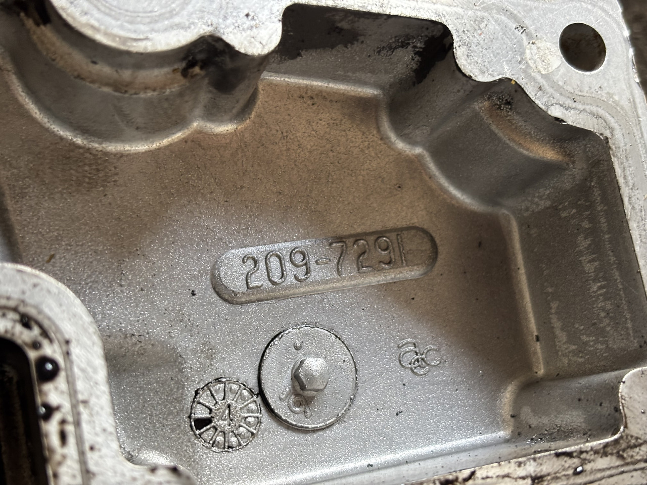 CAT Caterpillar C9 209-7291 Zespół podstawy filtra oleju 2097291 - Ölfilter für Landmaschine: das Bild 4 CAT Caterpillar C9 209-7291 Zespół podstawy filtra oleju 2097291 - Ölfilter für Landmaschine: das Bild 4