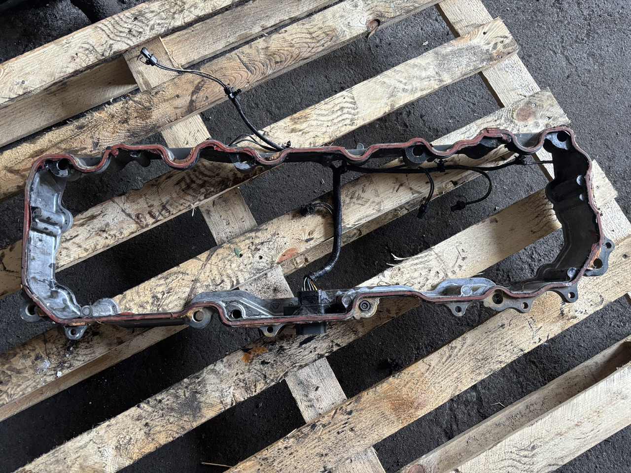 CAT Caterpillar C9 218-0397 Obudowa Pokrywa Zaworów 2180397 - Motor und Teile für Landmaschine: das Bild 3 CAT Caterpillar C9 218-0397 Obudowa Pokrywa Zaworów 2180397 - Motor und Teile für Landmaschine: das Bild 3