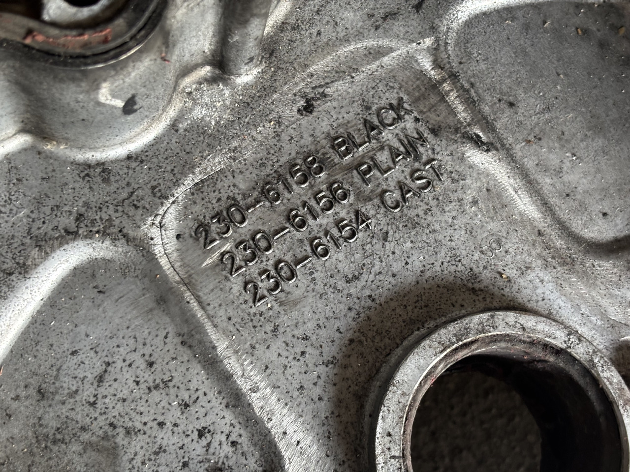 CAT Caterpillar C9 230-6158 Pokrywa Obudowa Zaworów 2306158 - Motor und Teile für Landmaschine: das Bild 2 CAT Caterpillar C9 230-6158 Pokrywa Obudowa Zaworów 2306158 - Motor und Teile für Landmaschine: das Bild 2