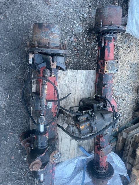 Caterpillar 212 ZF AP-B355 , APL-B355 zwolnica zwrotnica Piasta obudowa mostu - Achsschenkel für Landmaschine: das Bild 1 Caterpillar 212 ZF AP-B355 , APL-B355 zwolnica zwrotnica Piasta obudowa mostu - Achsschenkel für Landmaschine: das Bild 1