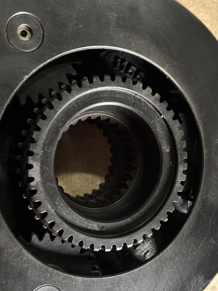 Claas AXION 830 Reduktor przekładni 60 0502 600 8 6005026008 - Differenzial Getriebe für Traktor: das Bild 2 Claas AXION 830 Reduktor przekładni 60 0502 600 8 6005026008 - Differenzial Getriebe für Traktor: das Bild 2