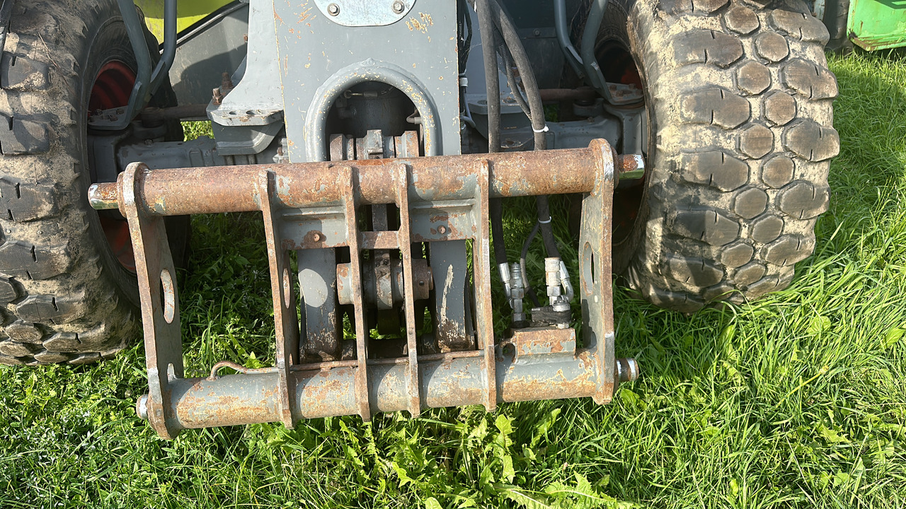 Claas Scorpion Karetka adapter nośnik narzędzi - Schnellwechsler für Landmaschine: das Bild 1 Claas Scorpion Karetka adapter nośnik narzędzi - Schnellwechsler für Landmaschine: das Bild 1