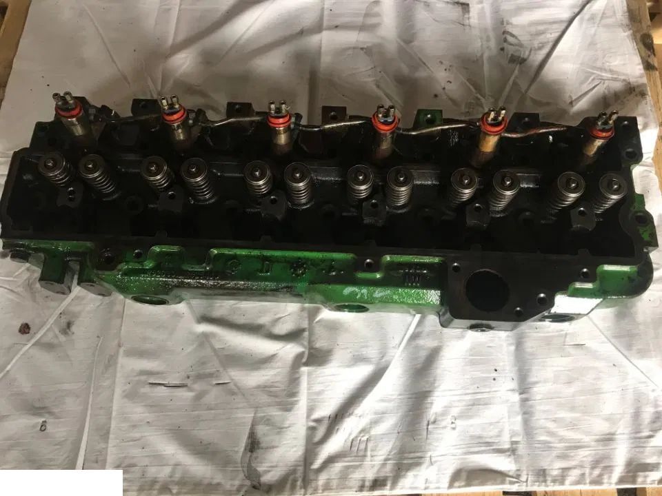 Głowica - John Deere 6068 - r525485 r520301 - Zylinderkopf für Landmaschine: das Bild 1 Głowica - John Deere 6068 - r525485 r520301 - Zylinderkopf für Landmaschine: das Bild 1