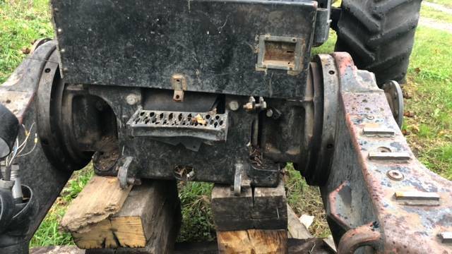 Harwester Valmet 911 Komatsu - Most Napędowy Tandem - Achse und Teile für Landmaschine: das Bild 1 Harwester Valmet 911 Komatsu - Most Napędowy Tandem - Achse und Teile für Landmaschine: das Bild 1