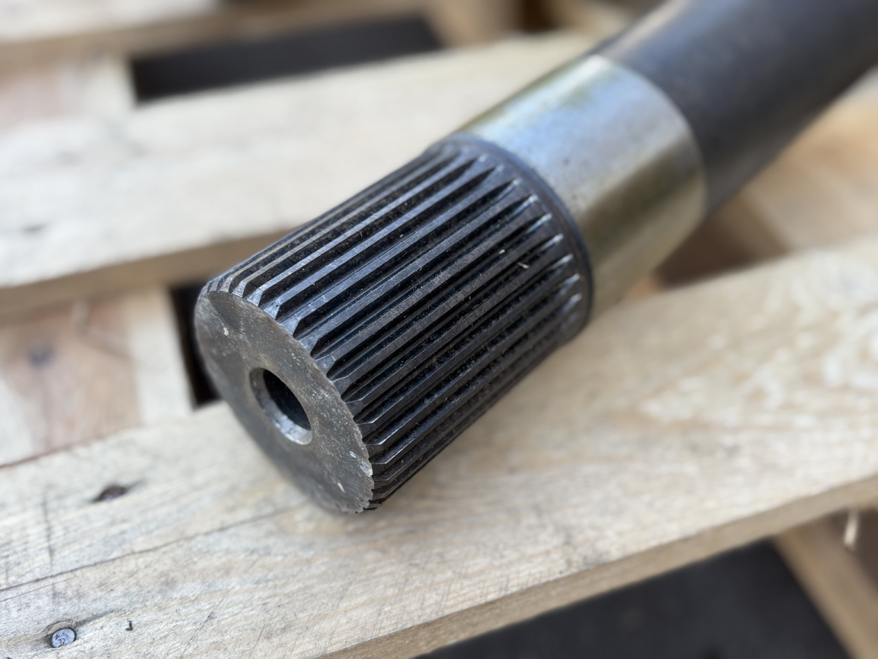 John Deere 6800 6900 7000 Wałek + ramiona podnośnika komplet R126713 L100694 - Achsstrebe für Landmaschine: das Bild 1 John Deere 6800 6900 7000 Wałek + ramiona podnośnika komplet R126713 L100694 - Achsstrebe für Landmaschine: das Bild 1