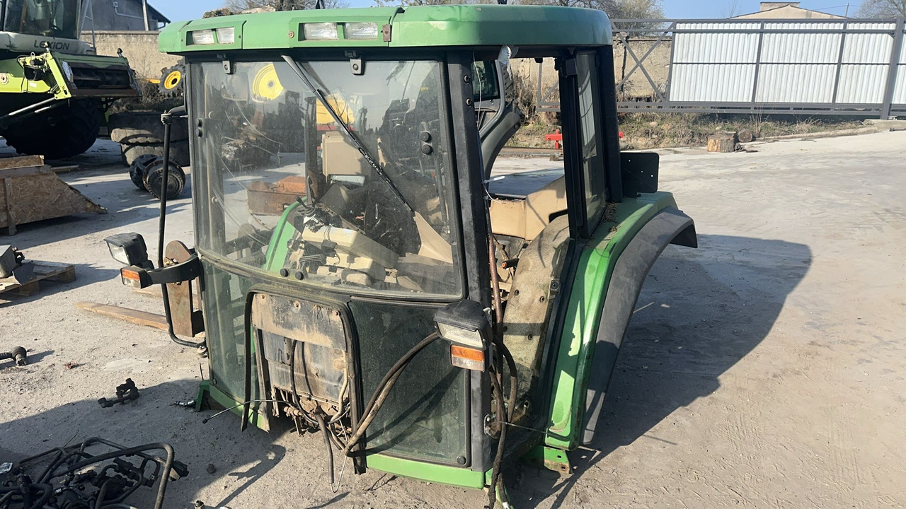 John Deere 6810 - kabina - części - Fahrerhaus für Landmaschine: das Bild 1 John Deere 6810 - kabina - części - Fahrerhaus für Landmaschine: das Bild 1