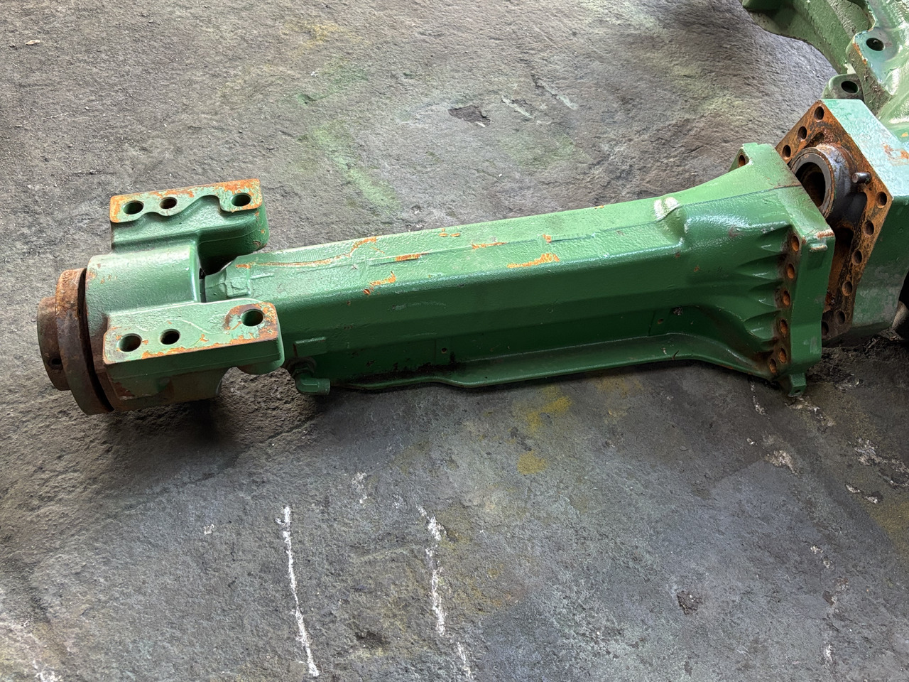 John Deere 7RXXX 7R330 7R 330 Obudowa przedniej osi R319072 R288788 - Vorderachse für Landmaschine: das Bild 1 John Deere 7RXXX 7R330 7R 330 Obudowa przedniej osi R319072 R288788 - Vorderachse für Landmaschine: das Bild 1