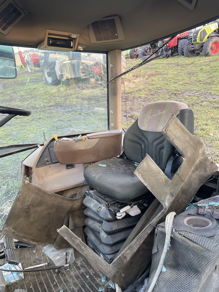 John Deere 8210 - kabina dach fotel błotniki plastiki lampy - Fahrerhaus für Landmaschine: das Bild 2 John Deere 8210 - kabina dach fotel błotniki plastiki lampy - Fahrerhaus für Landmaschine: das Bild 2