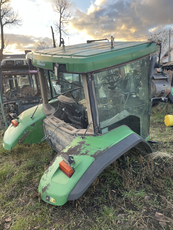 John Deere 8210 - kabina dach fotel błotniki plastiki lampy - Fahrerhaus für Landmaschine: das Bild 5 John Deere 8210 - kabina dach fotel błotniki plastiki lampy - Fahrerhaus für Landmaschine: das Bild 5