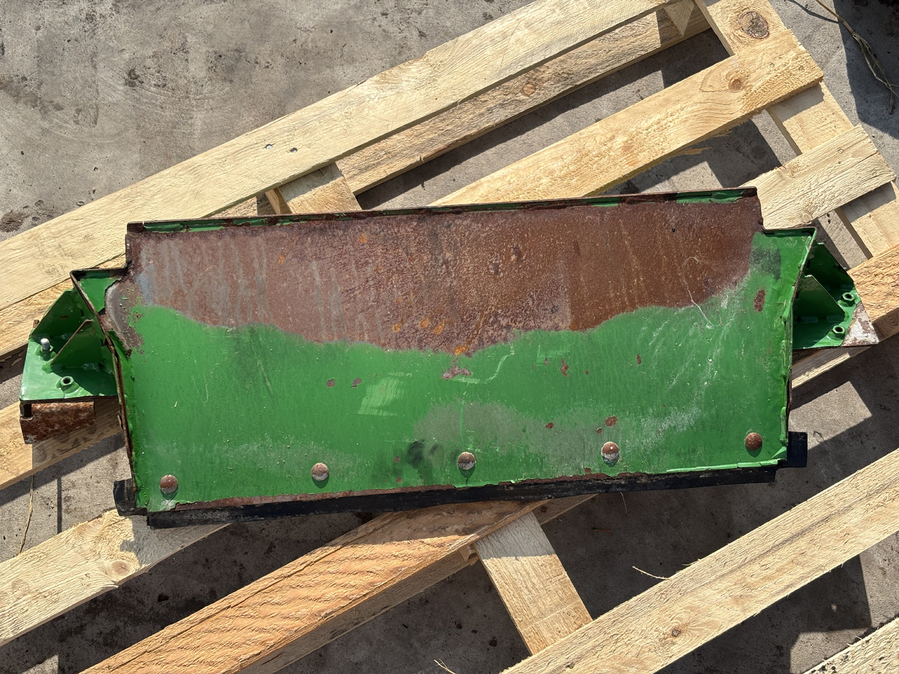 John Deere 8600 Kaptur Osłona Maska AXE46452 - Motorhaube für Landmaschine: das Bild 5 John Deere 8600 Kaptur Osłona Maska AXE46452 - Motorhaube für Landmaschine: das Bild 5