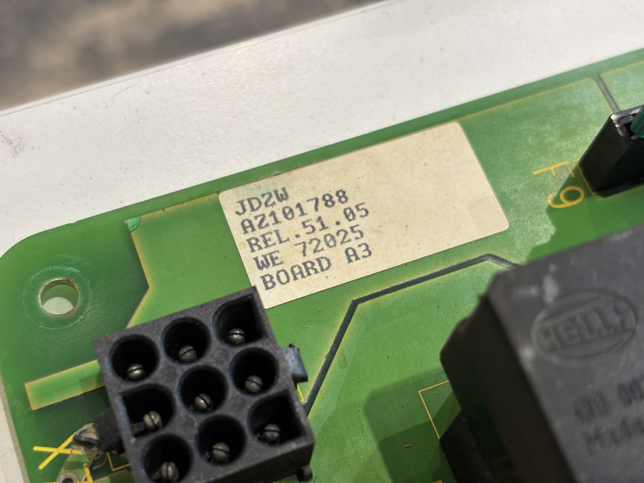 John Deere AZ101788 Płyta Elektroniczna Elektryczna Sterująca Bezpieczniki Przekaźniki - Steuergerät für Landmaschine: das Bild 2 John Deere AZ101788 Płyta Elektroniczna Elektryczna Sterująca Bezpieczniki Przekaźniki - Steuergerät für Landmaschine: das Bild 2